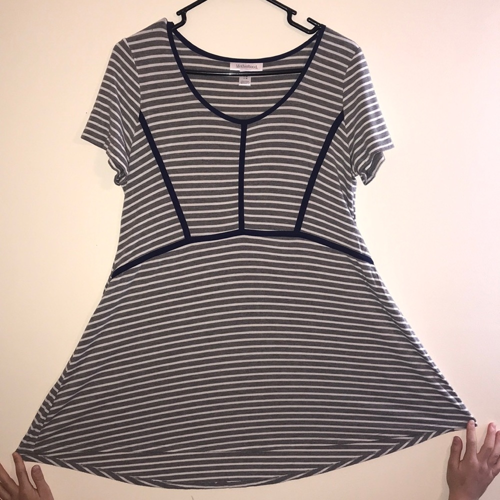 Motherhood maternity M gray white striped